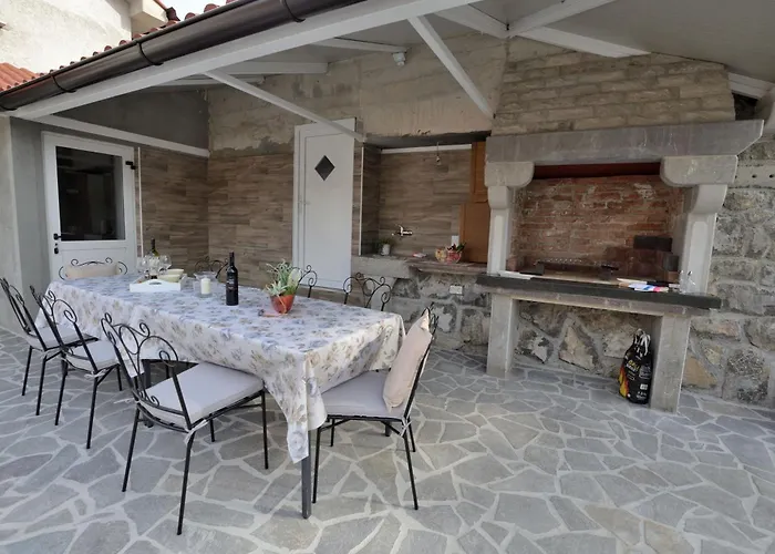 House Midas Vikendica